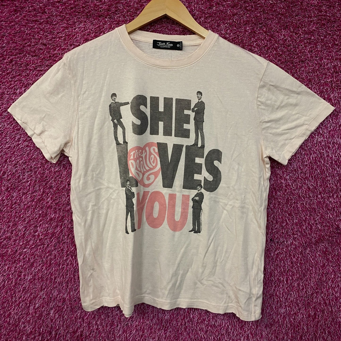 Junk Food The Beatles She Loves You Women's Vintage Style Tee Medium