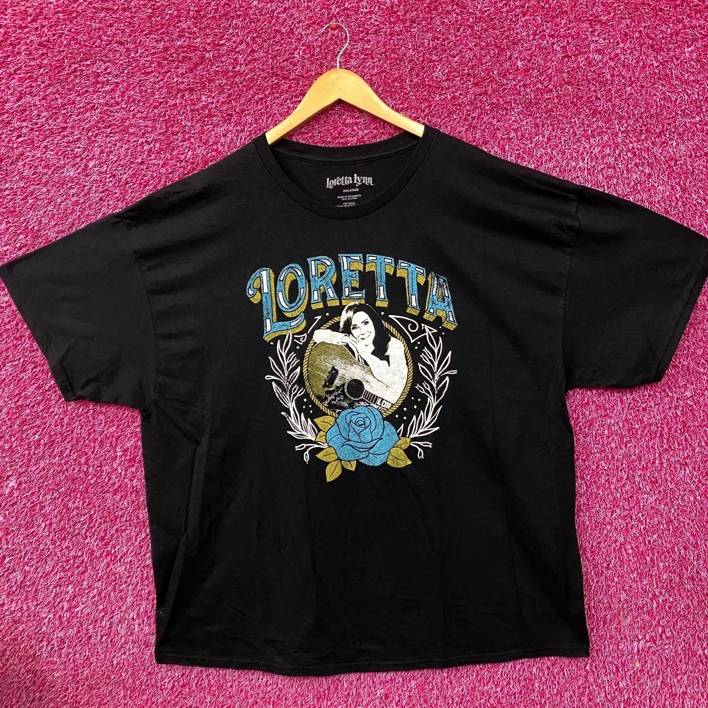 Loretta Lynn Photo Rose Graphic T-Shirt 2XL