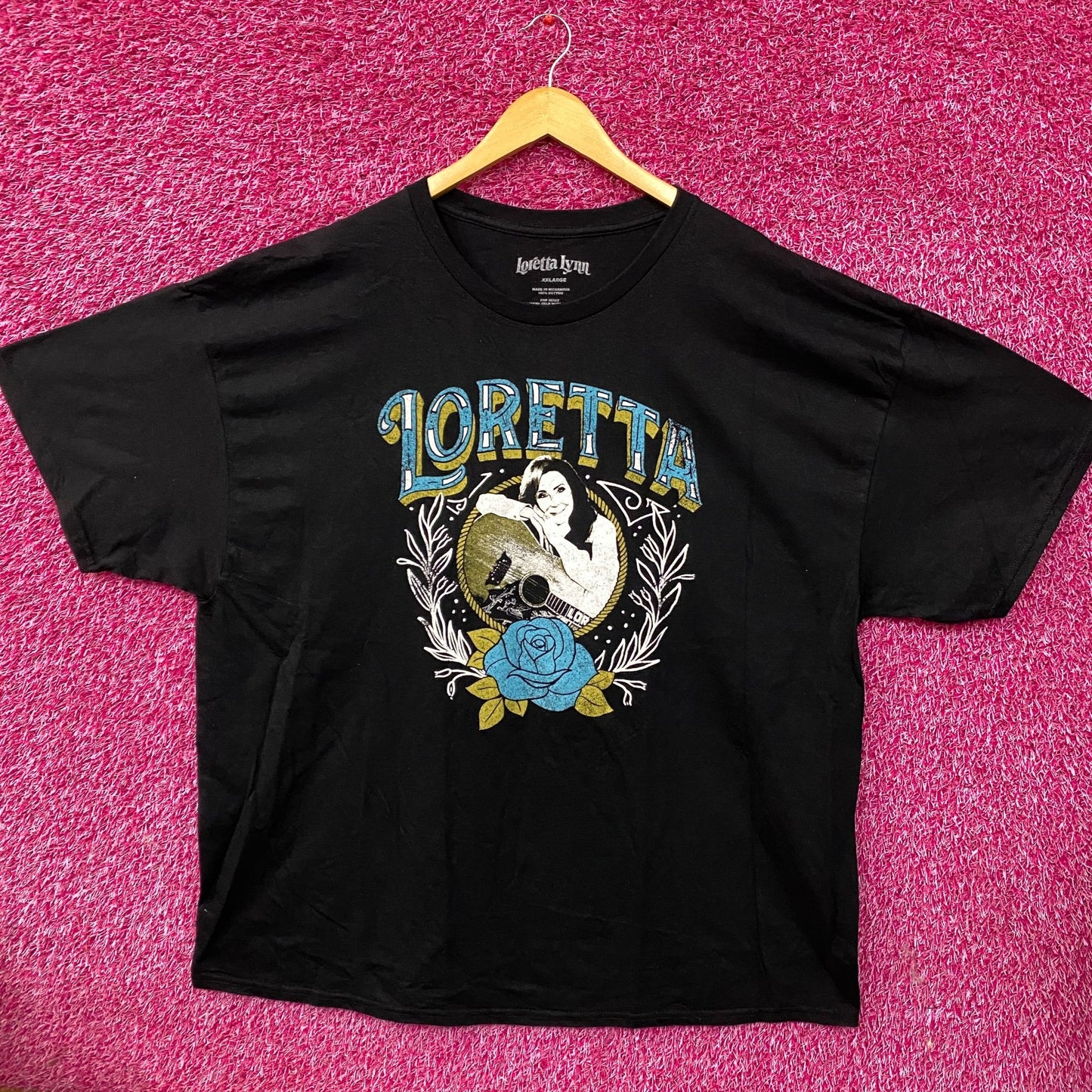 Loretta Lynn Photo Rose Graphic T-Shirt 2XL