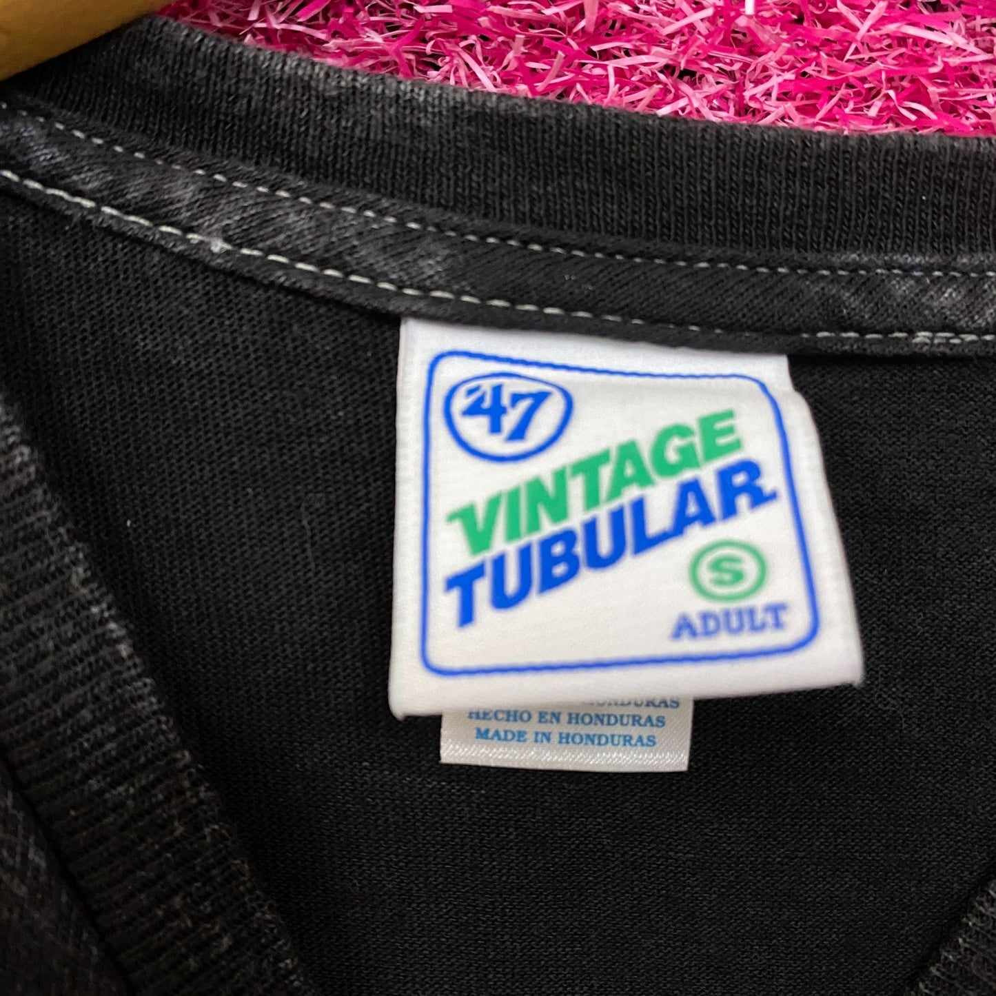 NFL New Orleans Saints Football Fluer-De-Lis Logo Vintage Style T-Shirt Small