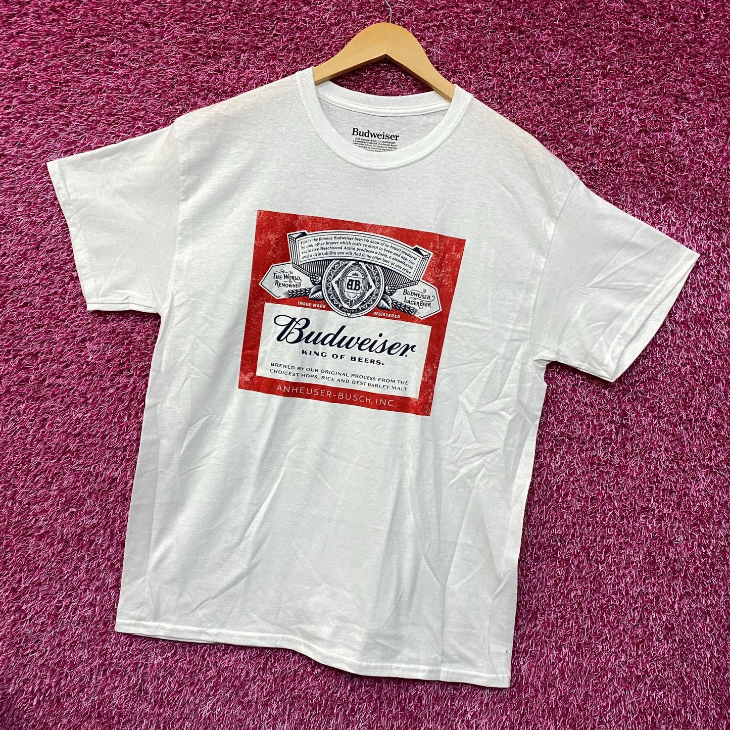 World Renowned Budweiser King Of Beers T-Shirt Large