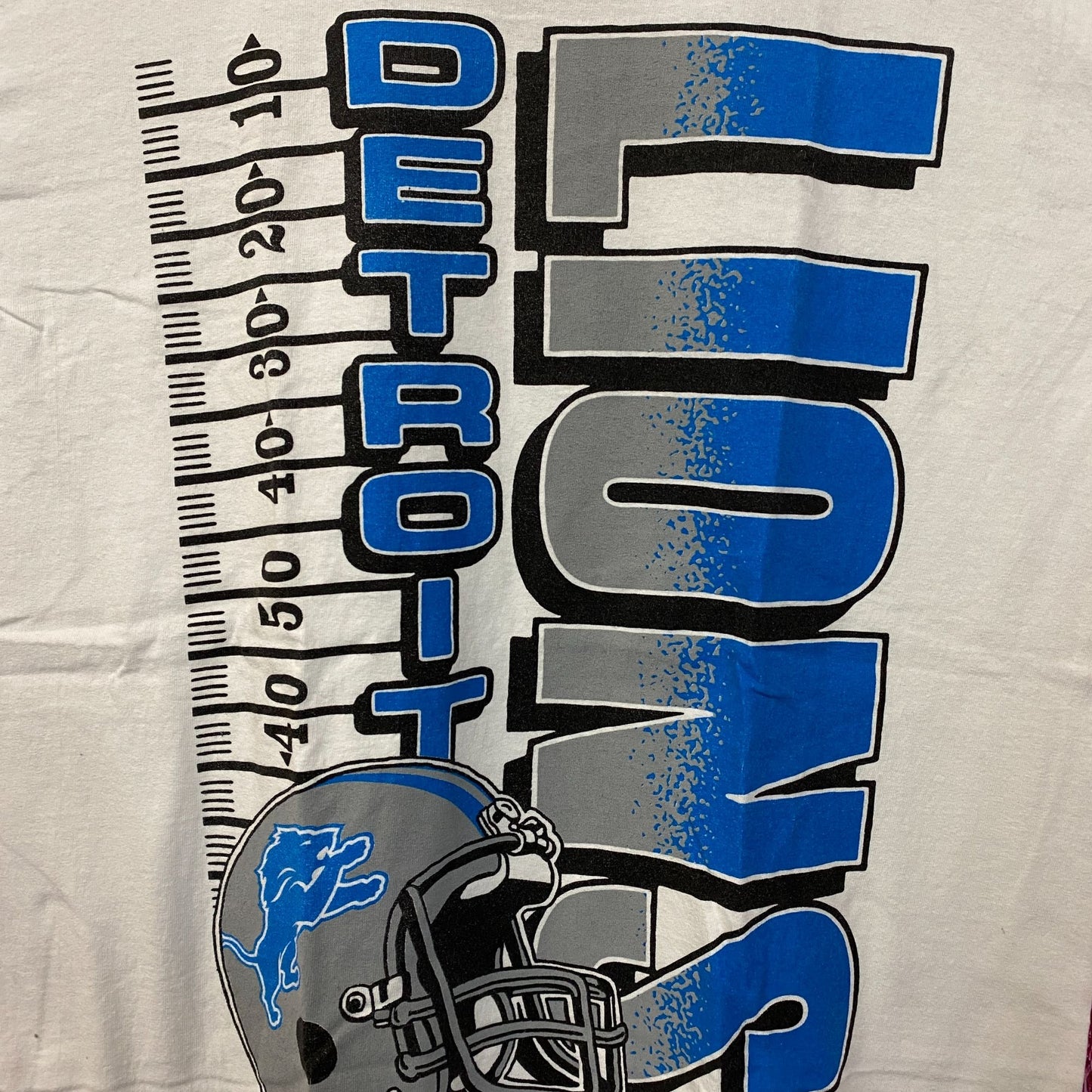 NFL Detroit Lions Yardage Graphic Design T-Shirt Medium