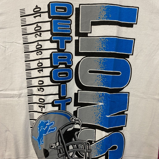 NFL Detroit Lions Yardage Graphic Design T-Shirt Medium