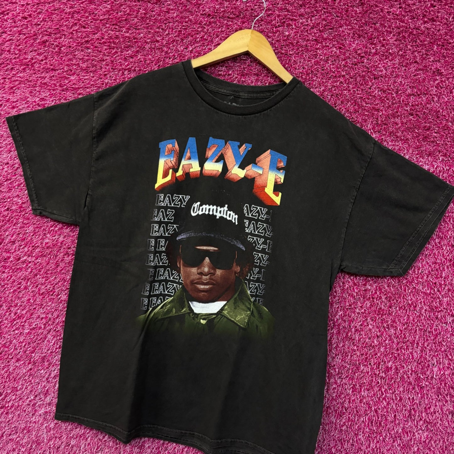 Eazy E Rap Tshirt size large