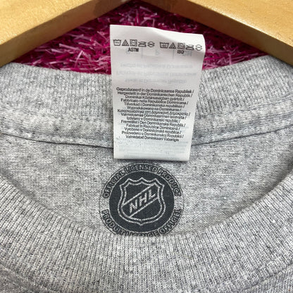 NHL Winnipeg Jets Logo Graphic Design T-Shirt Small