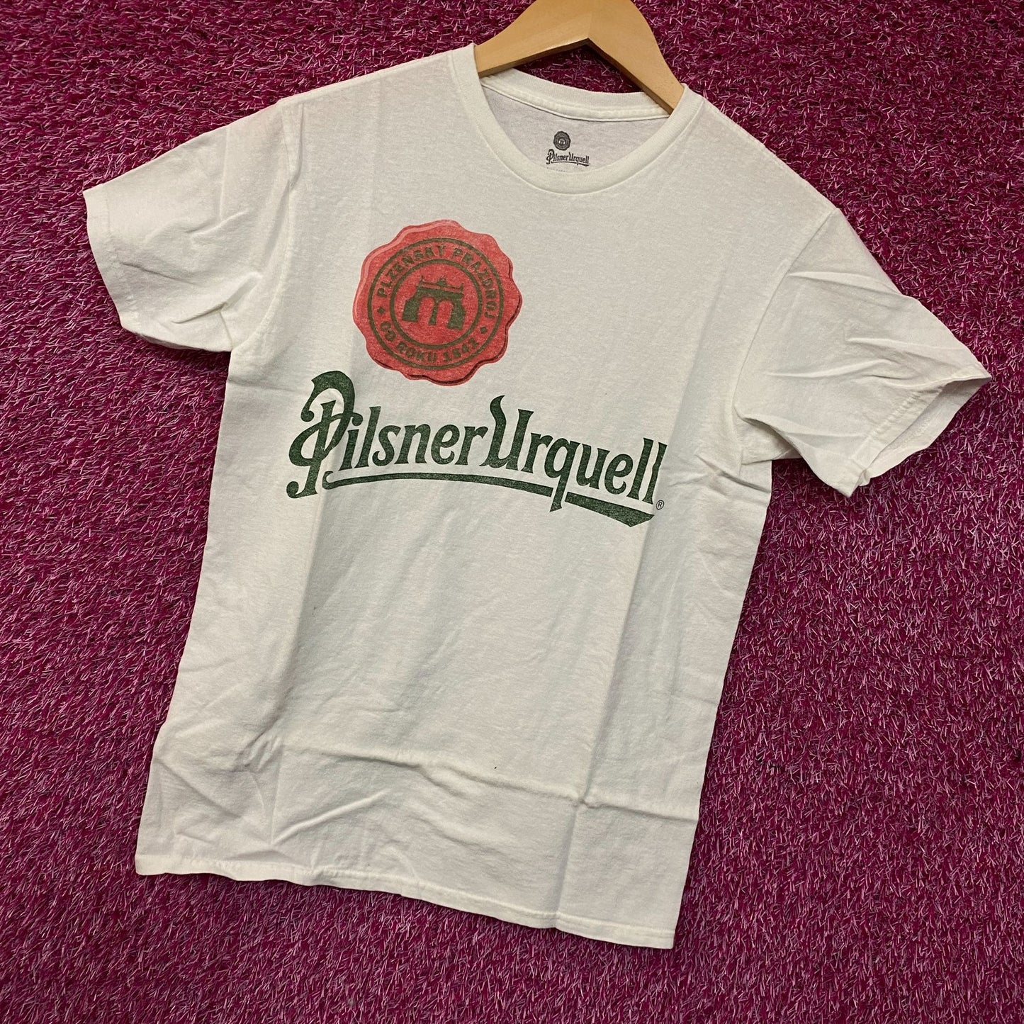 Luv Pilsner Urquell Logo Graphic T-Shirt XS