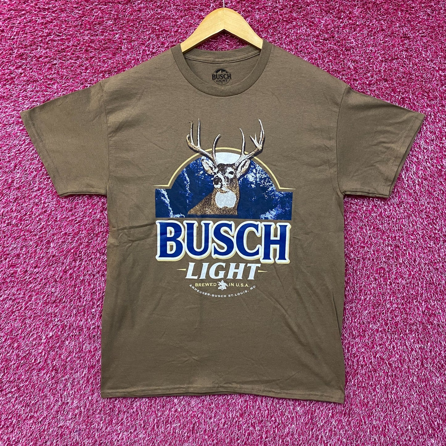 Busch Light Deer Hunting Logo T-Shirt Medium