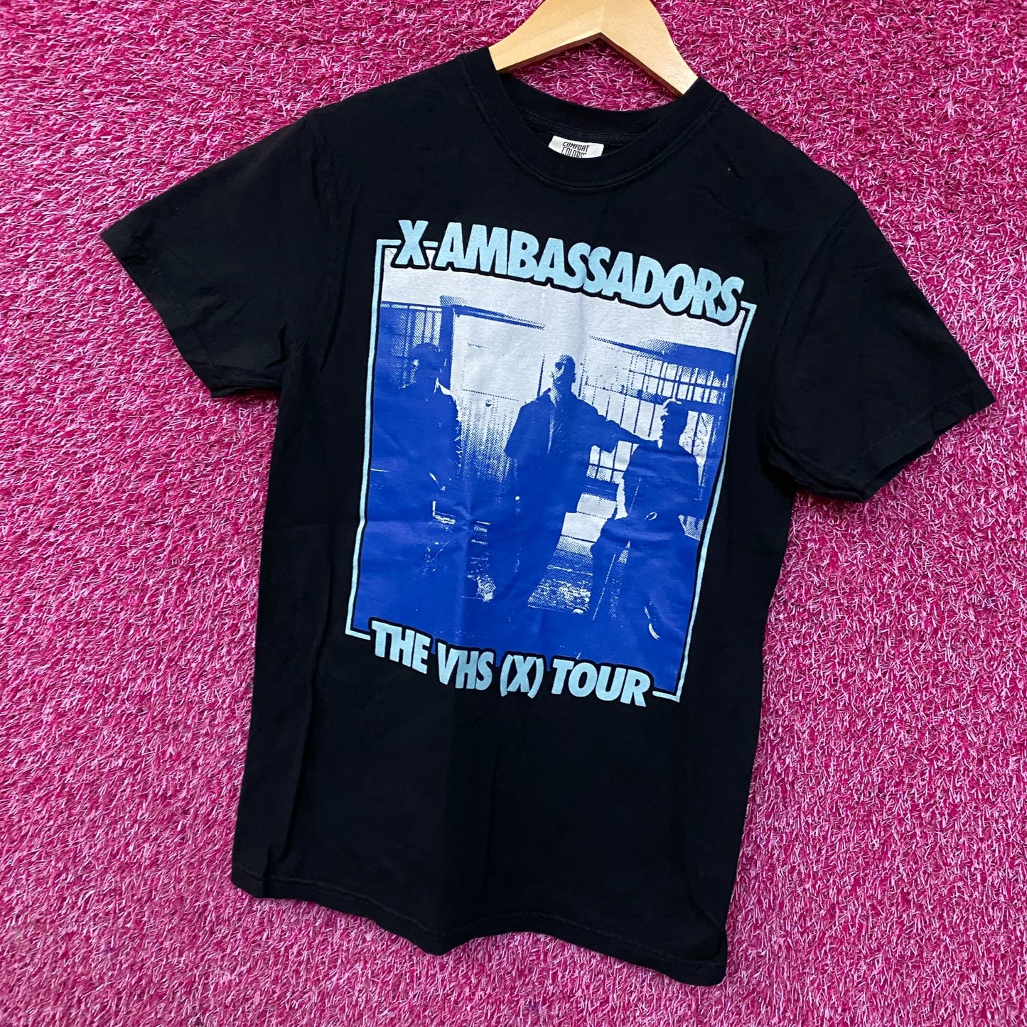 Comfort Colors X Ambassadors The VHS (X) Tour Graphic T-shirt Small