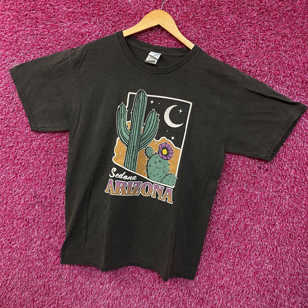 Junk Food Clothing Sedona Arizona Flea Market Tee Medium
