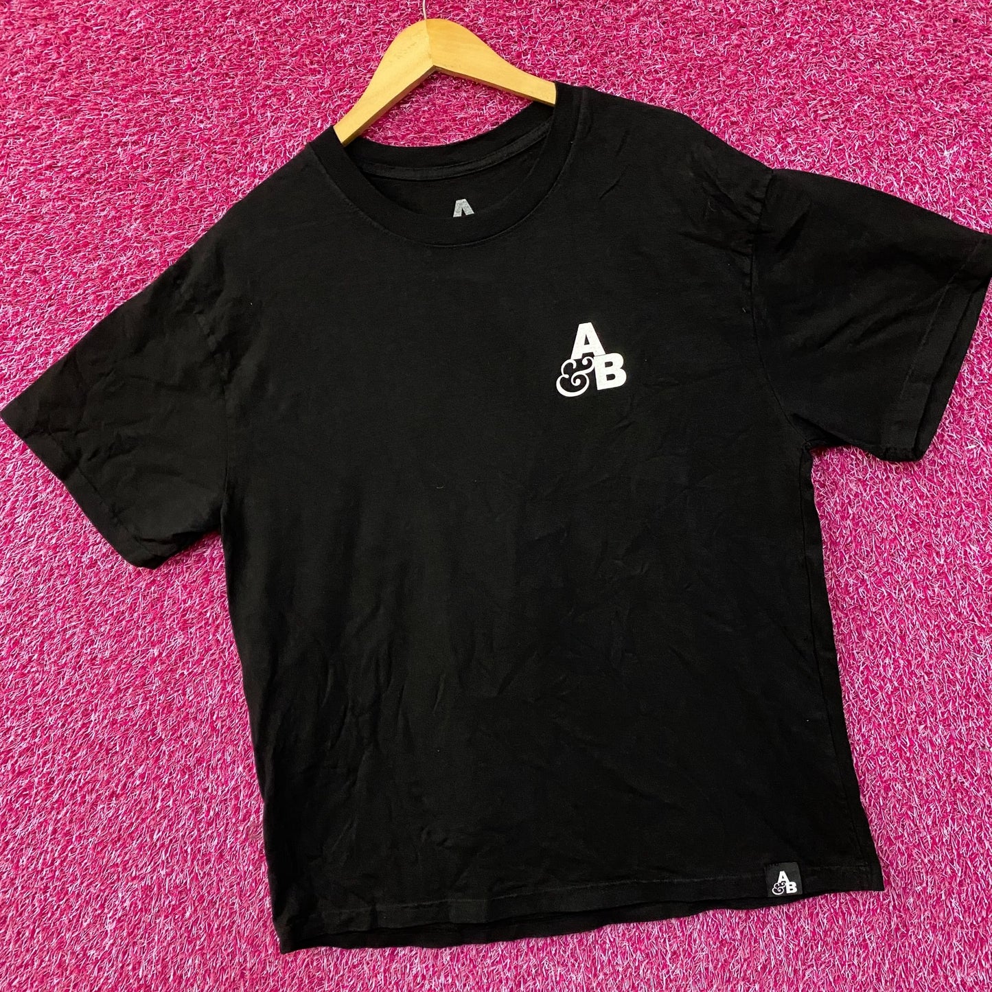 Above & Beyond Group Therapy 600 Black T-Shirt Medium