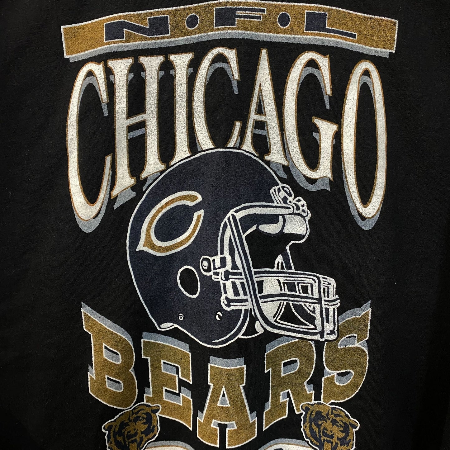 Junk Food Clothing NFL Chicago Bears Helmet Flea Market Crew sweatshirt XXL