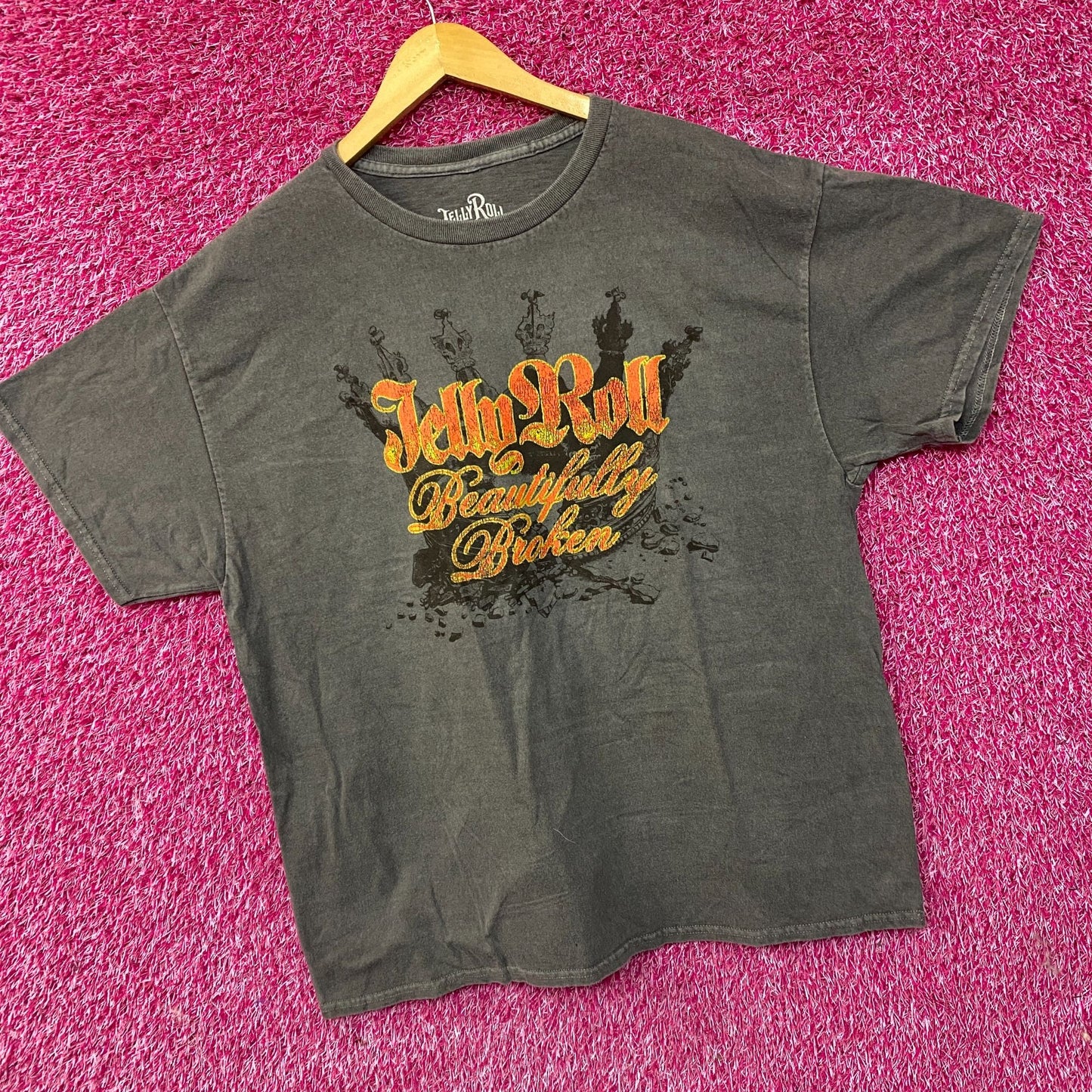 Jelly Roll Beautifully Broken Graphic Album T-shirt Large