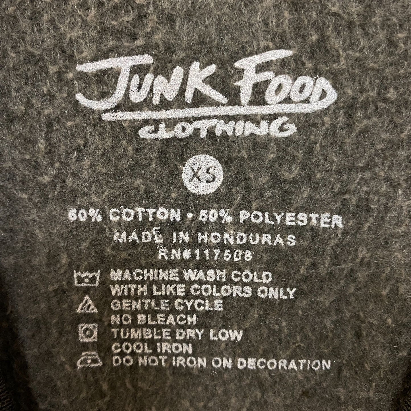 Junk Food Clothing Wyoming Bison Graphic Crewneck Sweatshirt XS