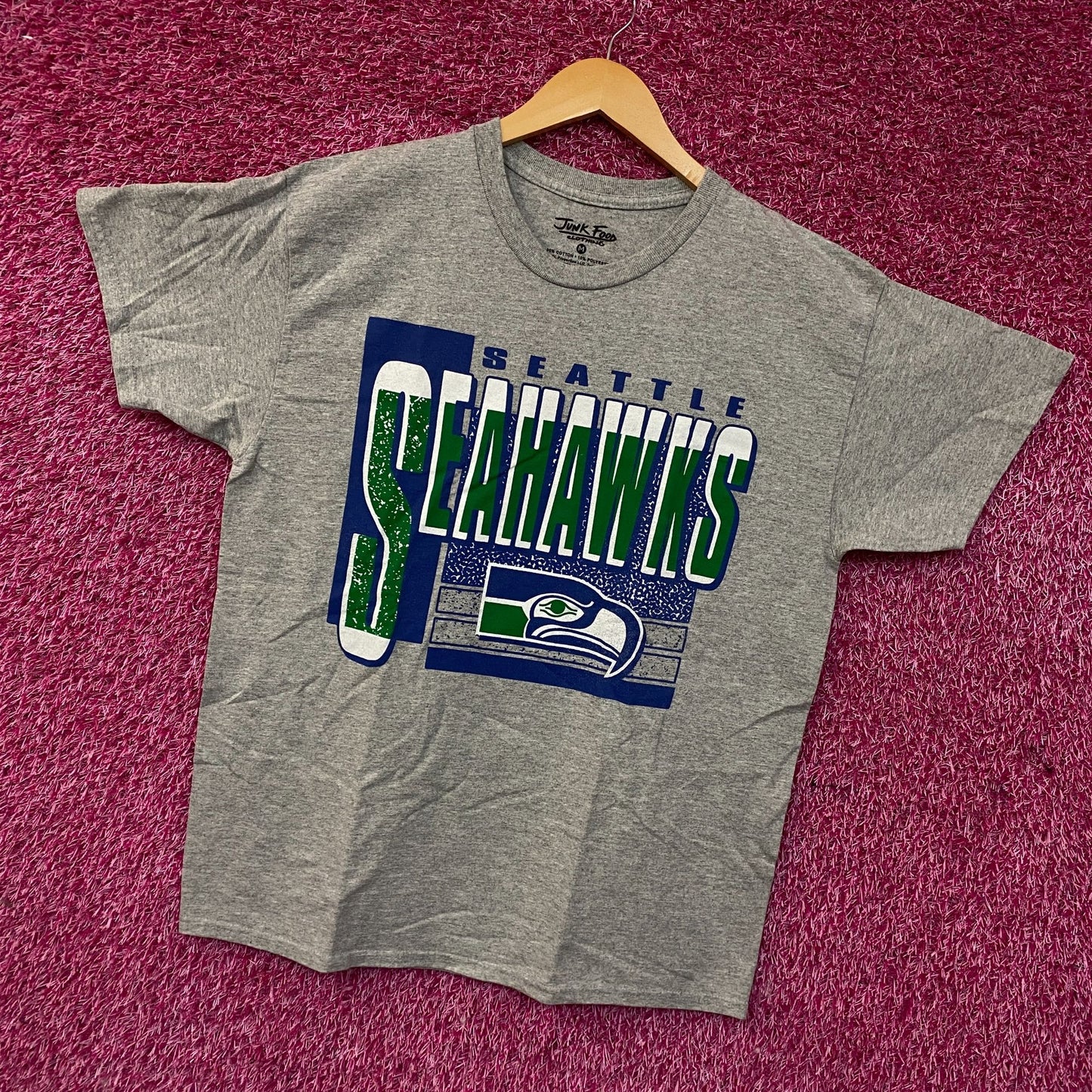 NFL Junk Food Seattle Seahawks Gray Tshirt Size Medium