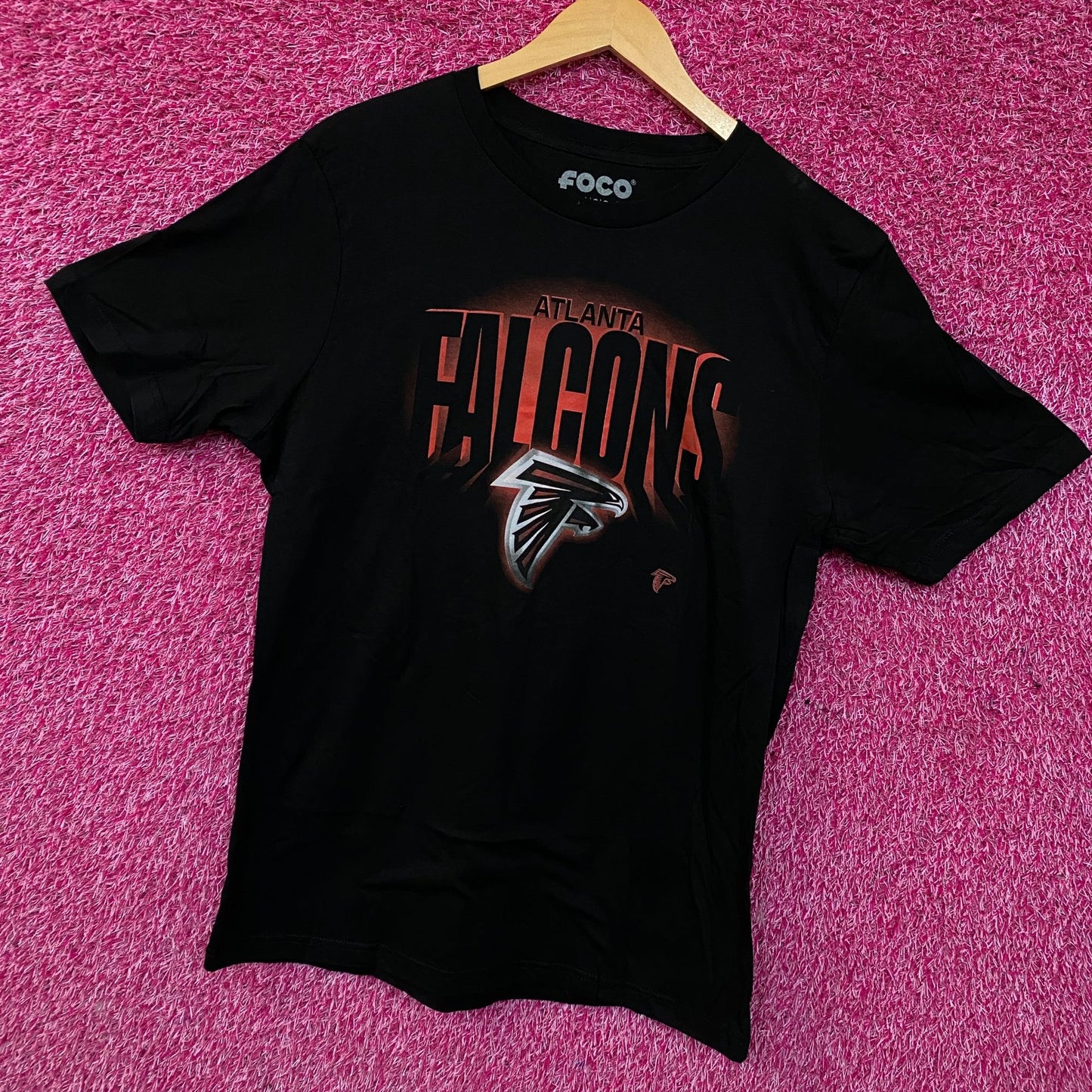 FOCO NFL Atlanta Falcons Team Logo Graphic T-Shirt Large