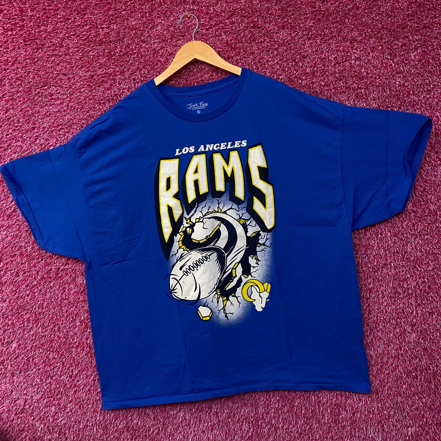 Junk Food NFL Los Angeles Rams Break Through T-Shirt 2XL
