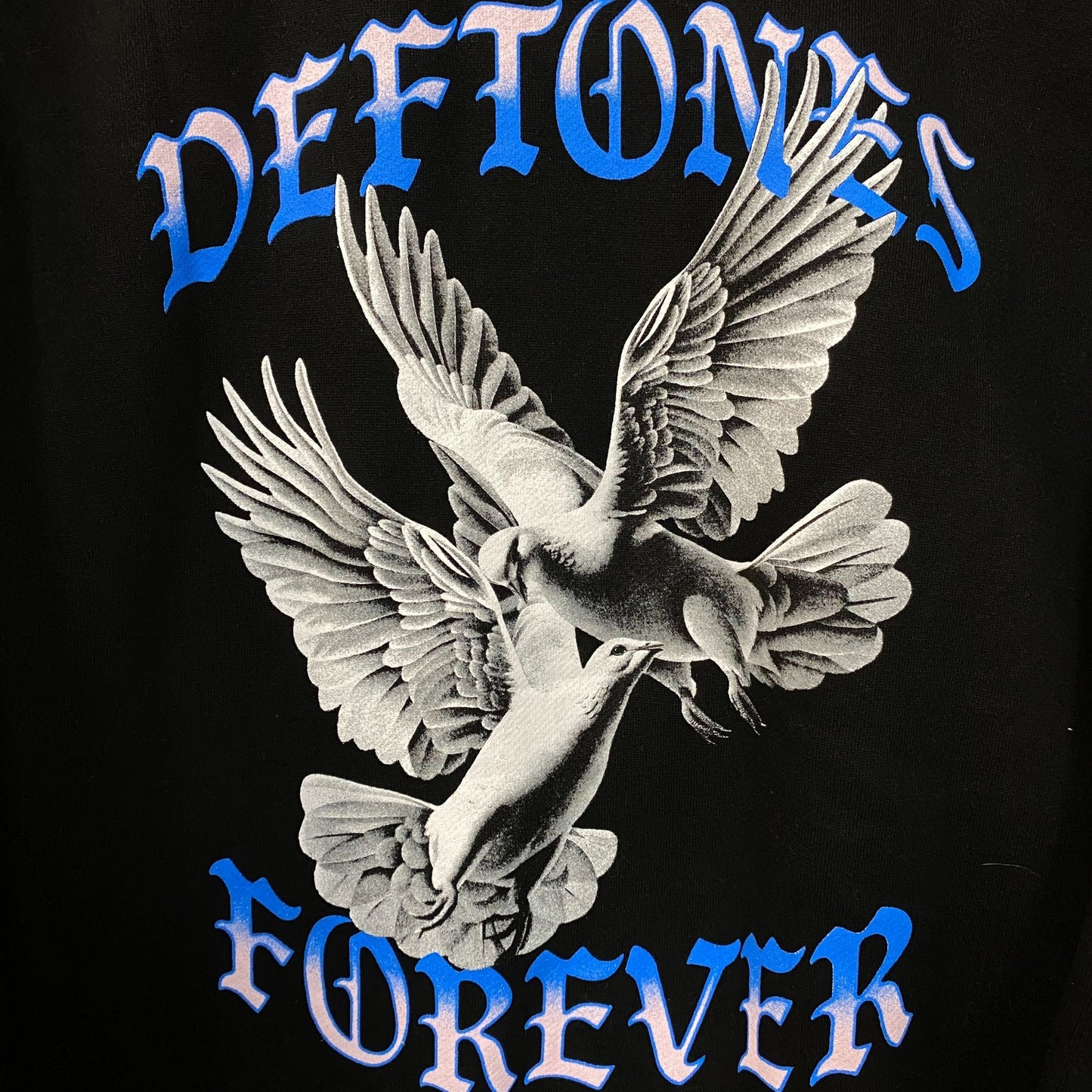 Deftones 2025 North American Tour Doves Graphic Crewneck Sweatshirt Medium