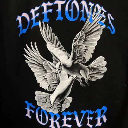 Deftones 2025 North American Tour Doves Graphic Crewneck Sweatshirt Medium