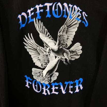 Deftones 2025 North American Tour Doves Graphic Crewneck Sweatshirt Medium