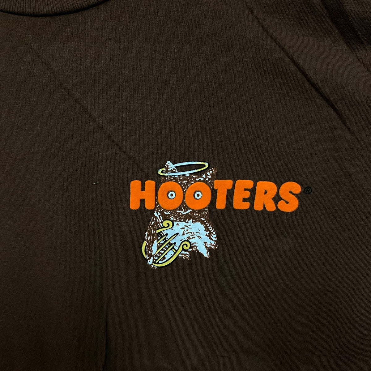 Hooters "Where Angels Get Their Wings!" Graphic T-Shirt Large