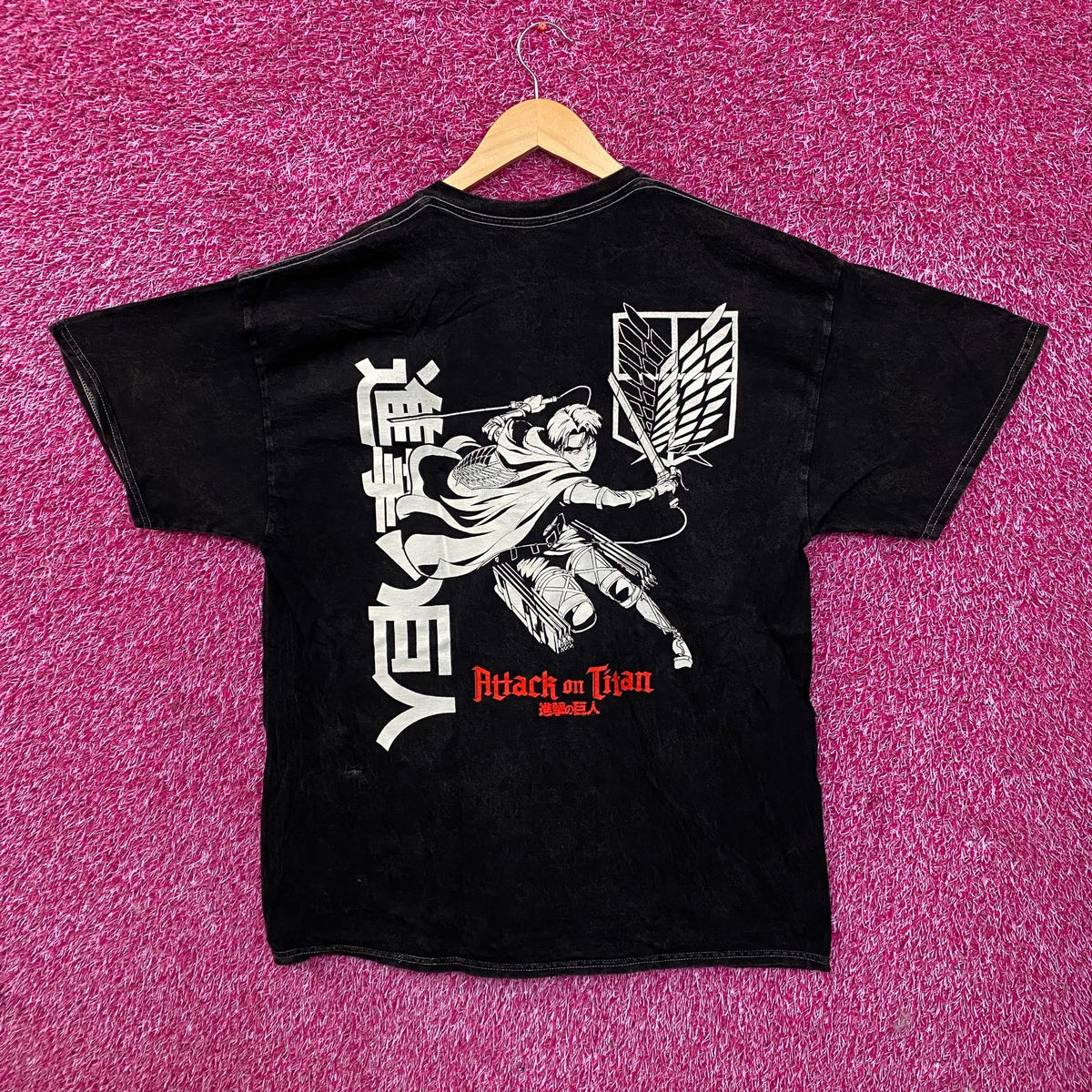 Attack on Titan Levi Ackerman Anime Graphic T-shirt Large