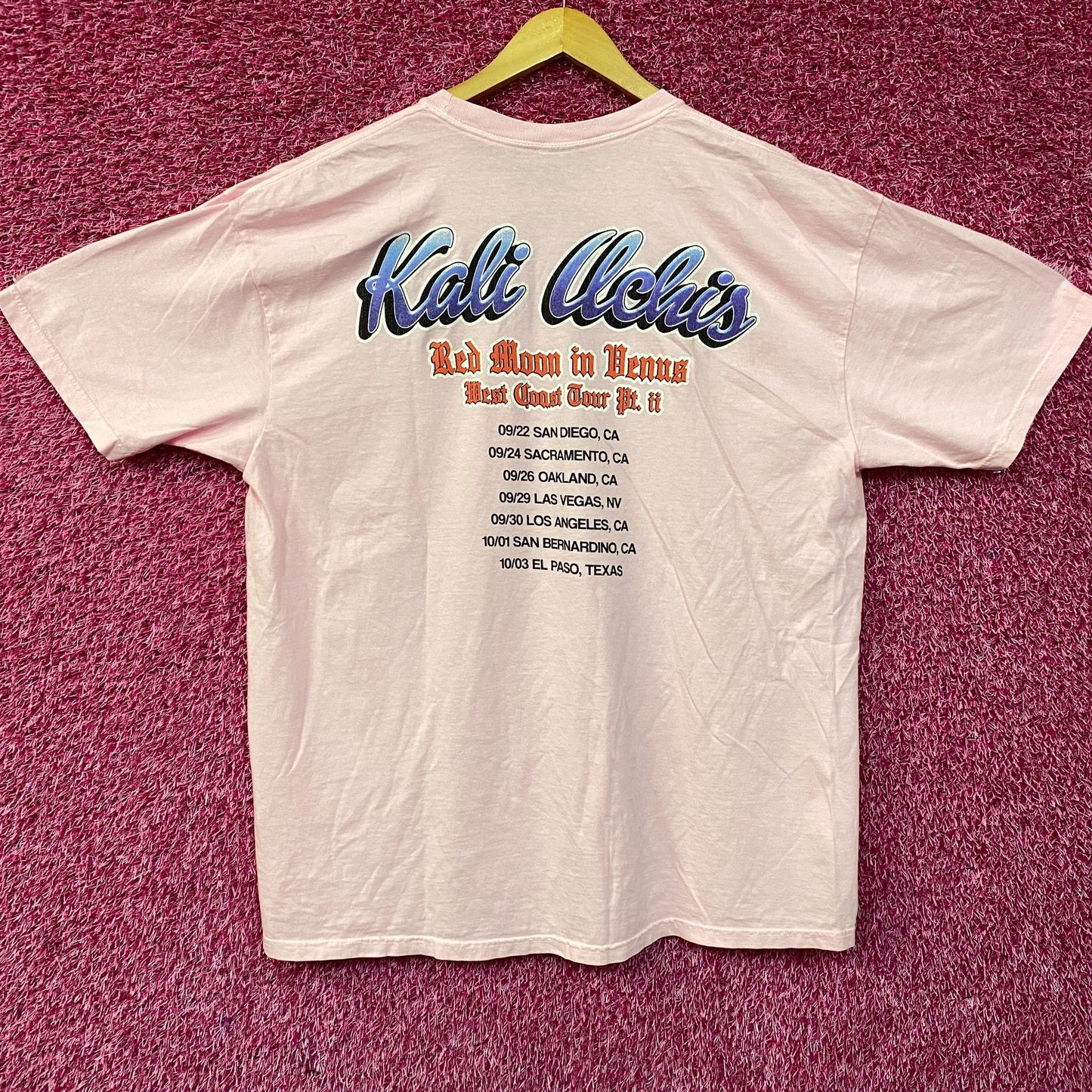 Kali Uchis "Red Moon in Venus Tour Pt. II T-Shirt 2XL