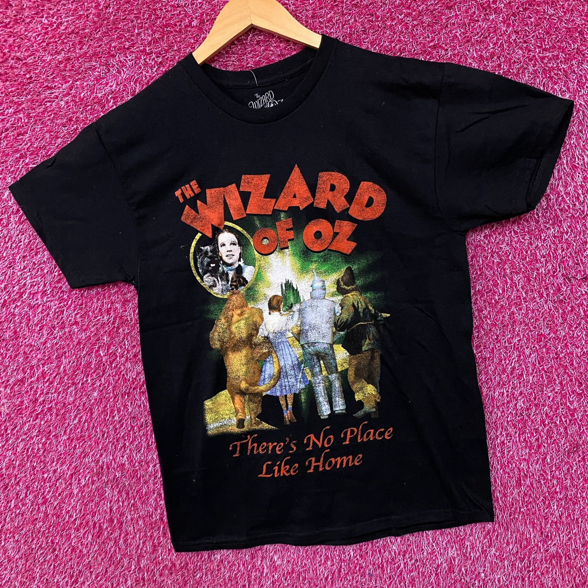 The Wizard of Oz "There's No Place Like Home" Retro Movie T-Shirt Medium