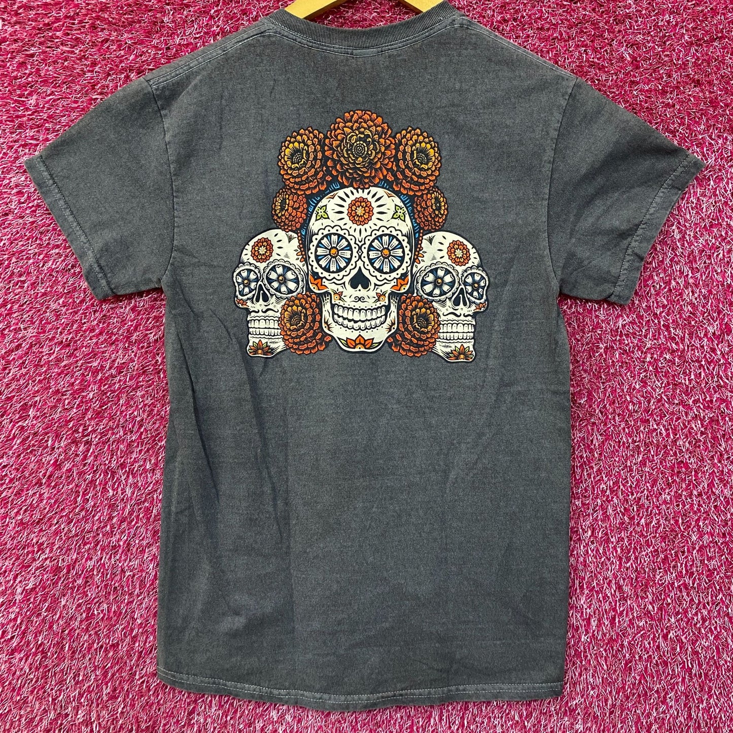 Modelo Cerveza Sugar Skull Promo Graphic Design T-Shirt Small