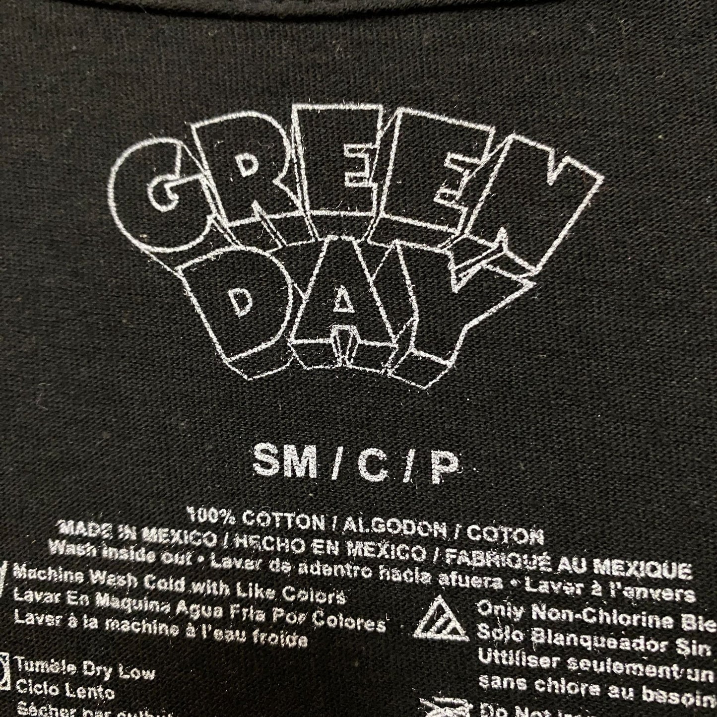 Green Day Dookie Punk Rock Tshirt size Small
