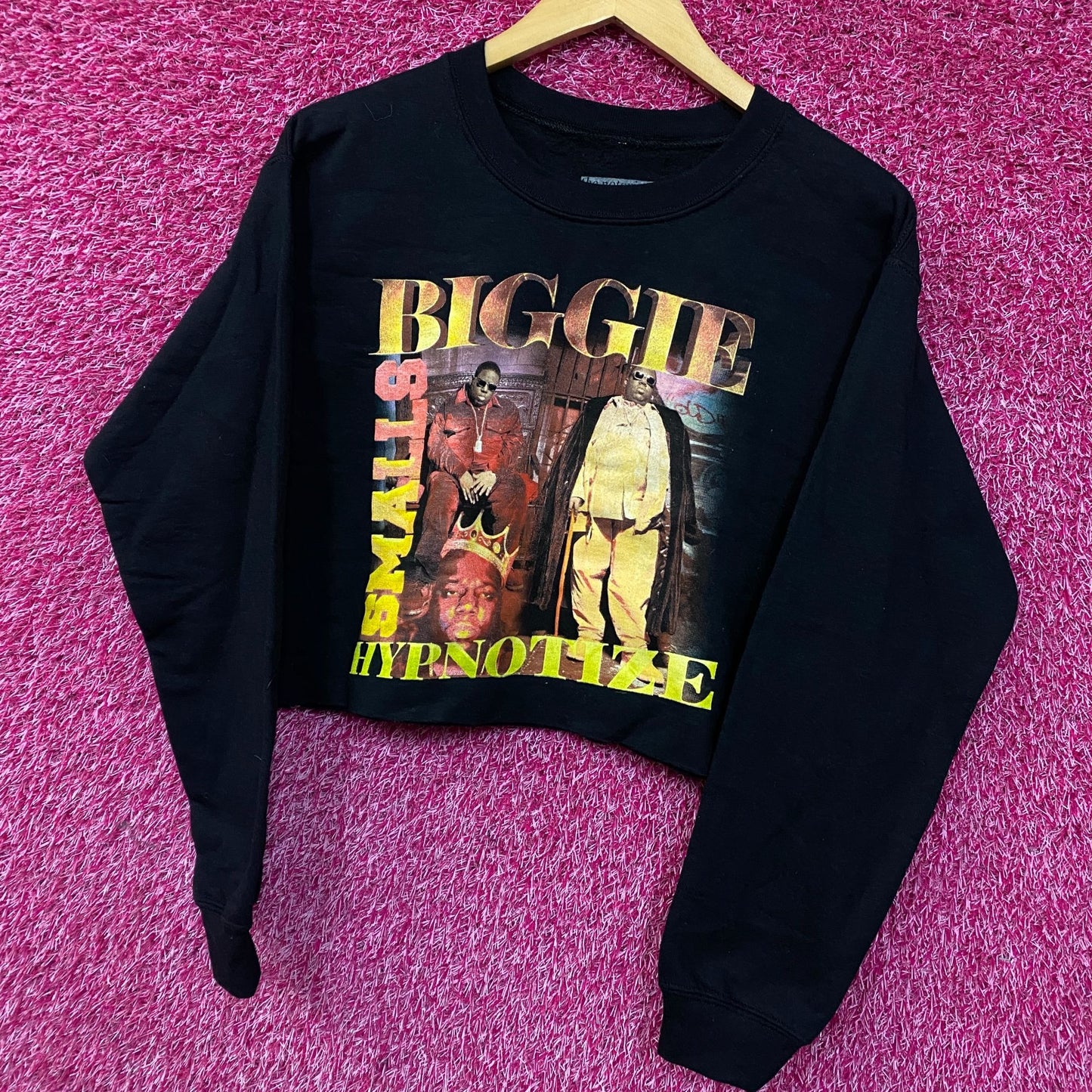 Notorious B.I.G. Hypnotize Graphic Black Cropped Long-Sleeve Sweatshirt Small