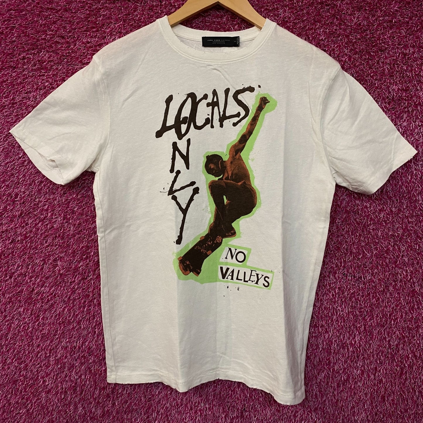 Junk Food Clothing Locals Only No Valley Vintage Style Graphic Tee Small