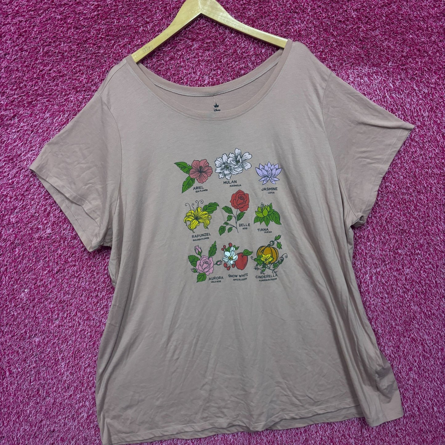 Disney Princess Flower women’s plus size T-shirt 6
