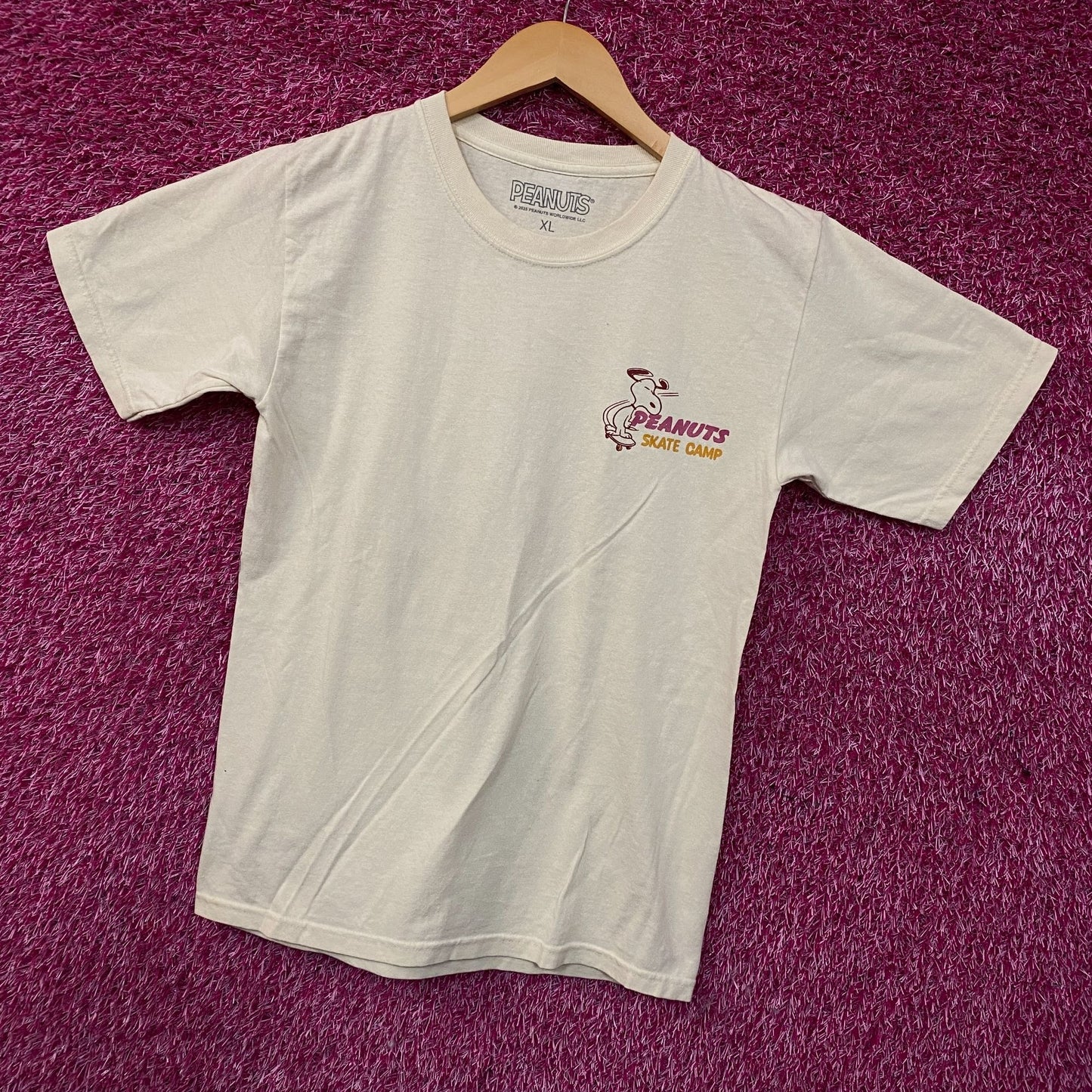 Peanuts Snoopy Skate Camp Graphic T-Shirt XL