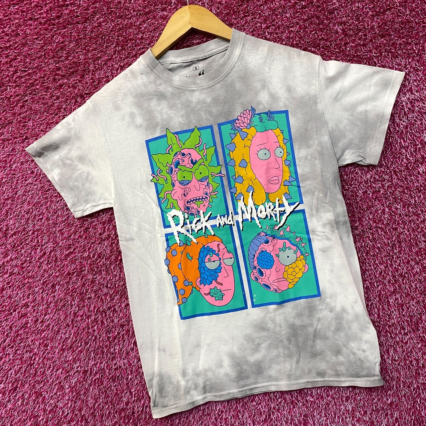 Rick and Morty Infected tiedye Tshirt size Small