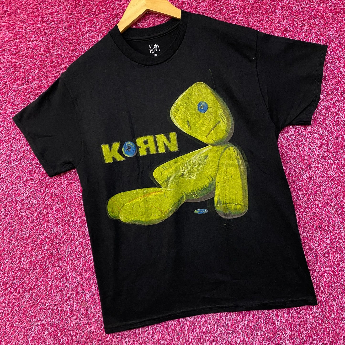Korn Issues Album Cover tshirt size medium