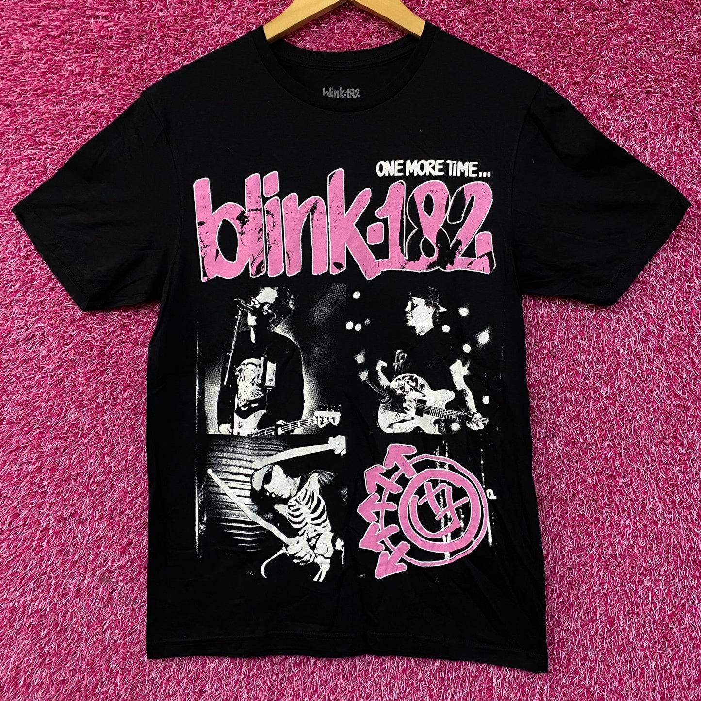 One More Time Blink-182 Rock Band T-Shirt Size Small