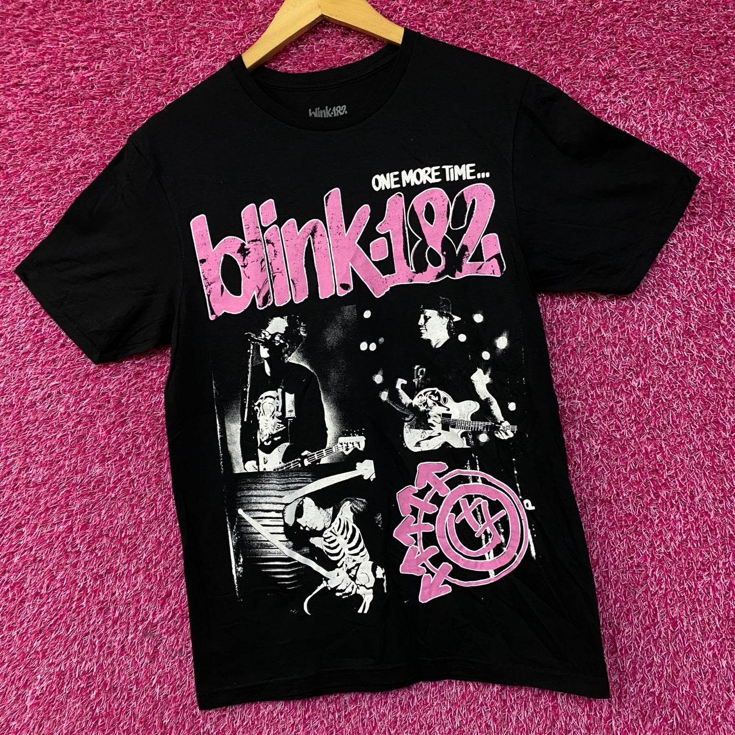 One More Time Blink-182 Rock Band T-Shirt Size Small