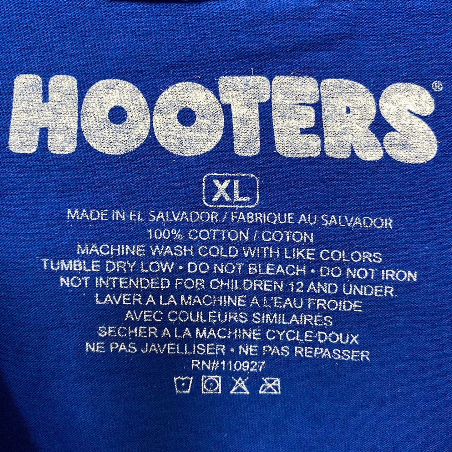 Hooters Delightfully Tacky Racing 83 Watch The Curves T-shirt XL