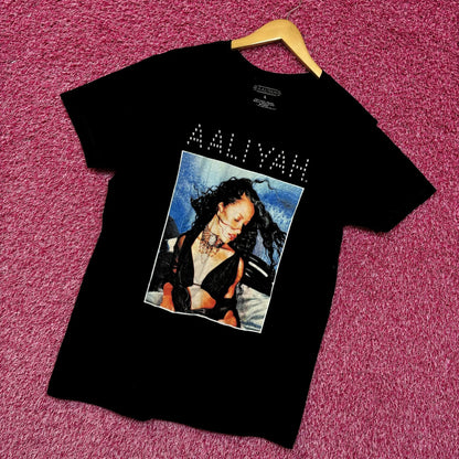 Aaliyah Age Aint Nothing but a Number New Jack Swing Tee L