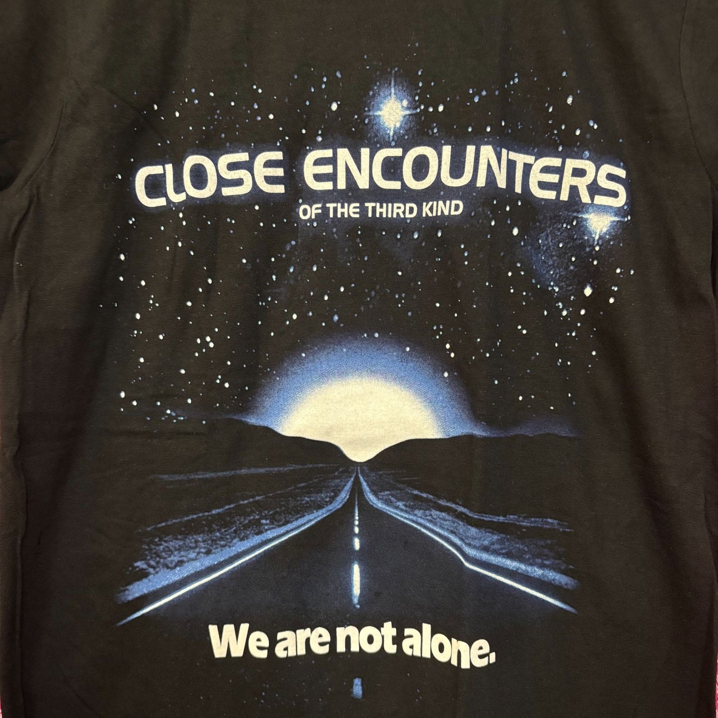 Close Encounters of the Third Kind We Are Not Alone T-Shirt Small