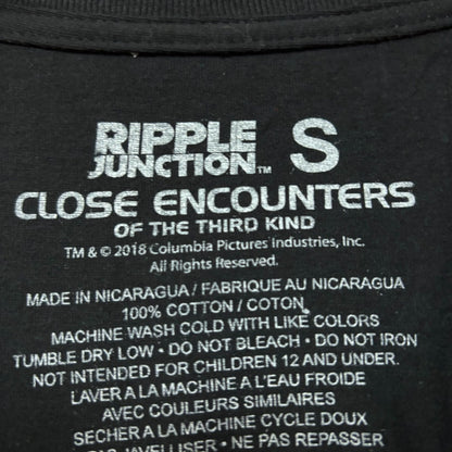 Close Encounters of the Third Kind We Are Not Alone T-Shirt Small