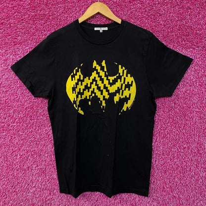 Batman Glitch Bat Signal Logo DC Hero Tshirt size medium