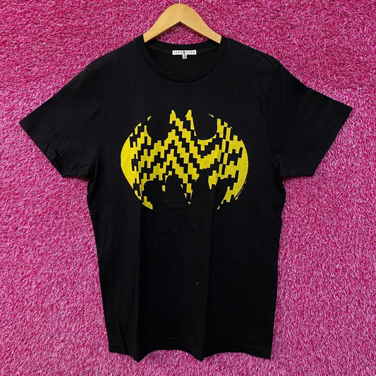 Batman Glitch Bat Signal Logo DC Hero Tshirt size medium