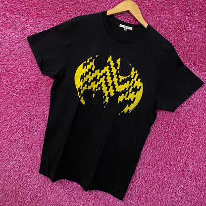 Batman Glitch Bat Signal Logo DC Hero Tshirt size medium