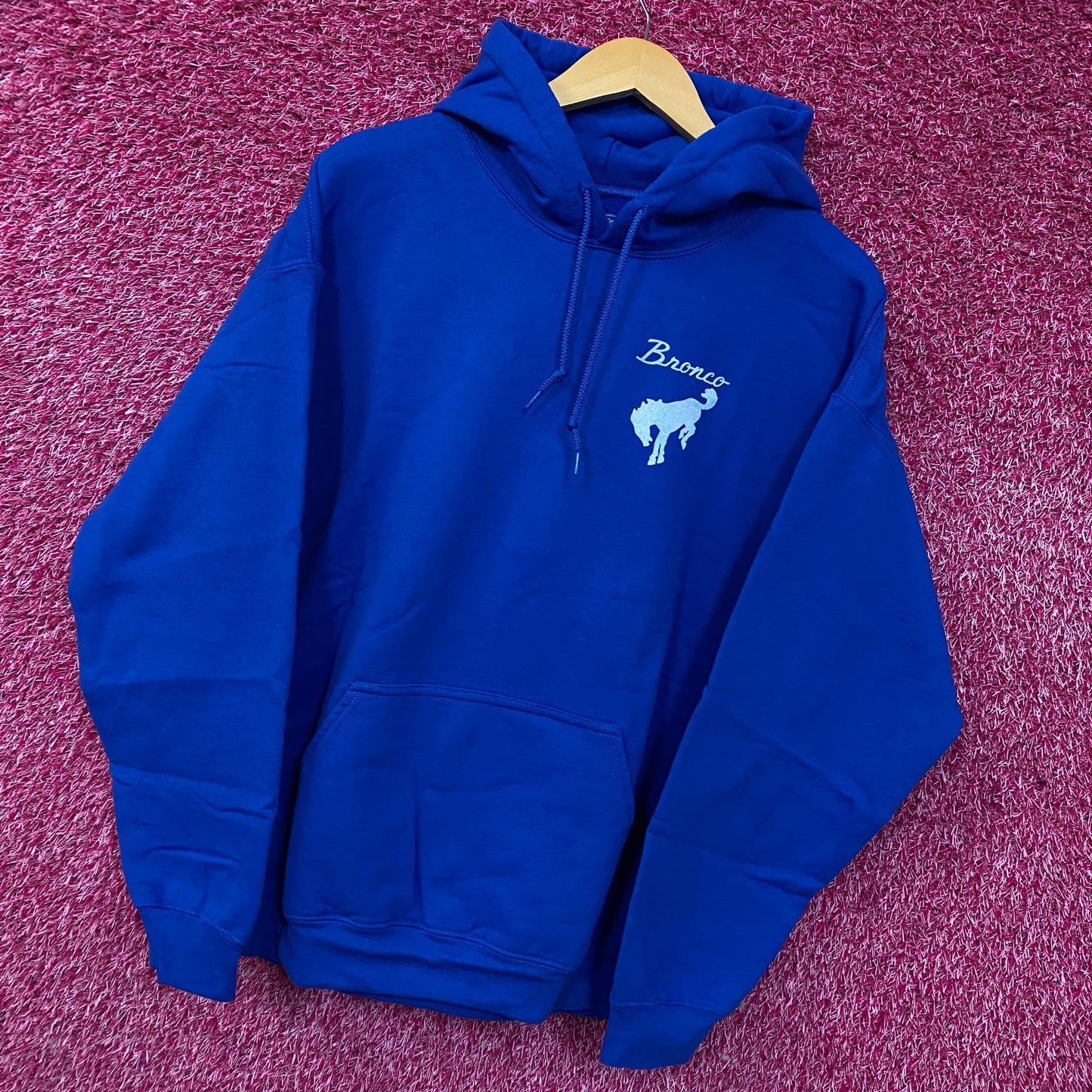 Junk Food Ford Bronco Classic Logo Pullover Hoodie Small