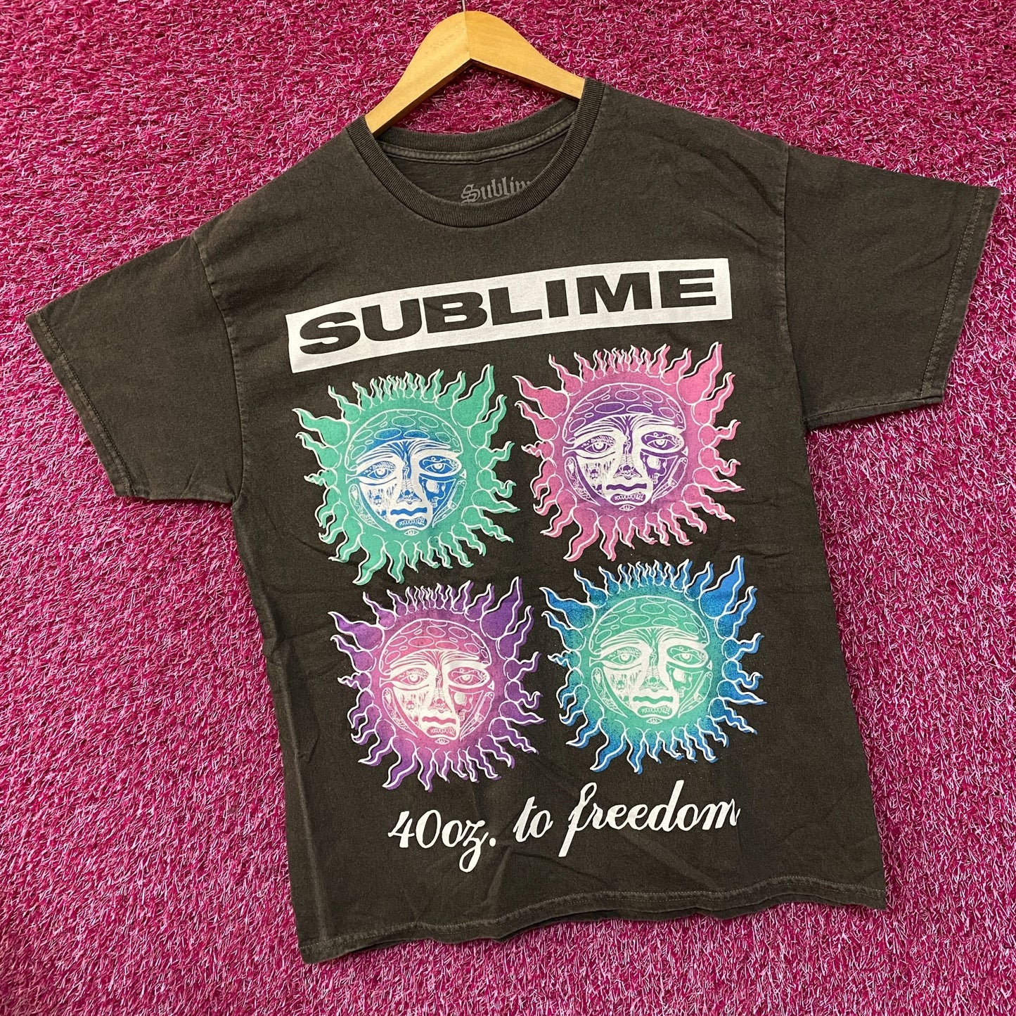 Sublime 40 Oz. To Freedom Sun Logo T-Shirt S/M