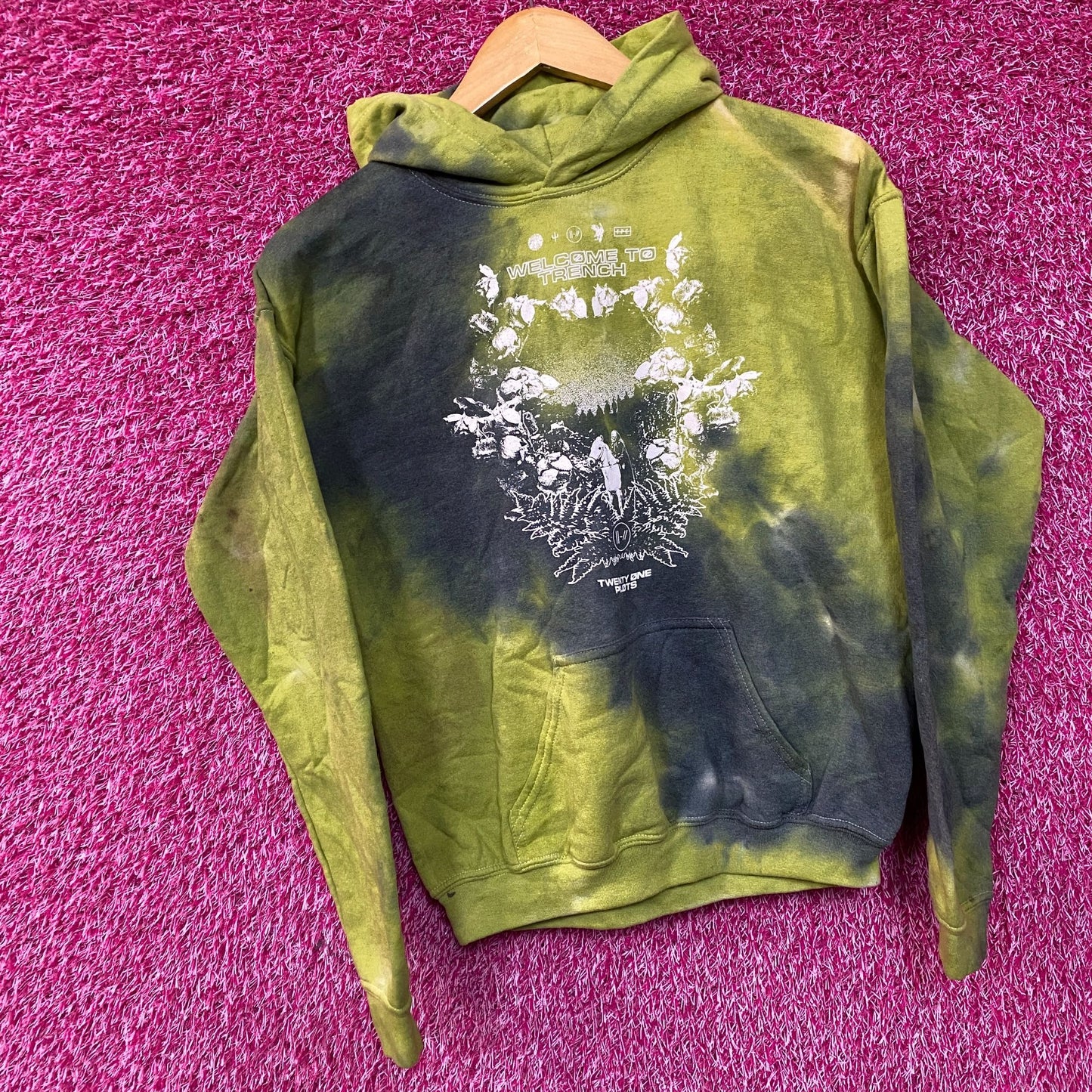 Twenty One Pilots Welcome to Trench Album Tie-Dye Hoodie XS