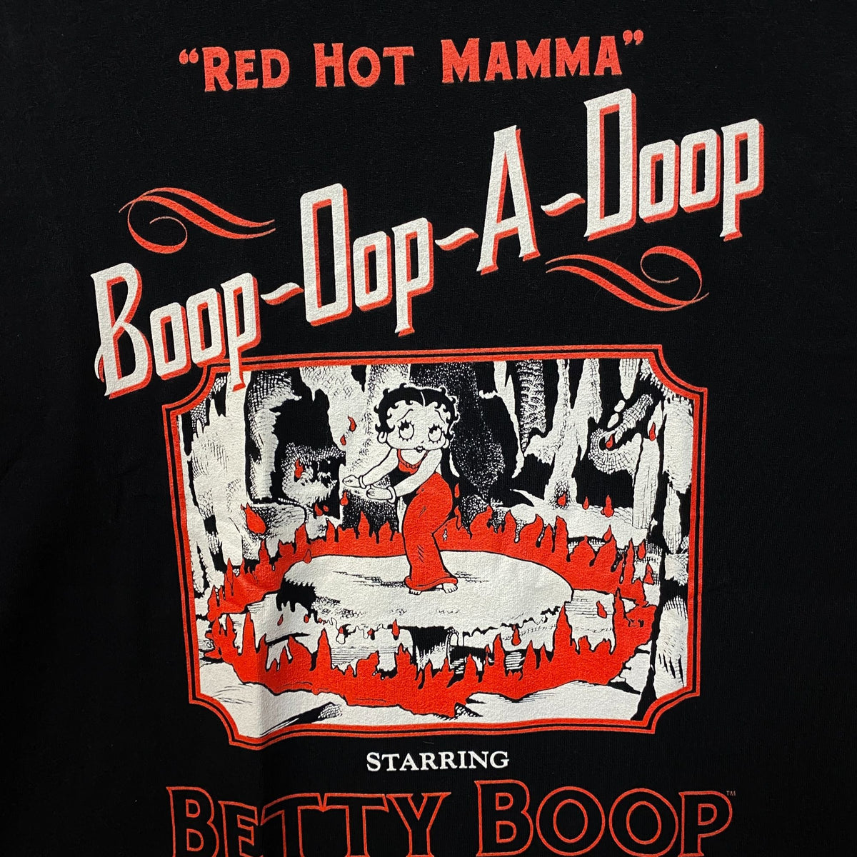 Betty Boop "Red Hot Mamma" Graphic T-Shirt Medium
