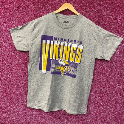 Junk Food NFL Minnesota Vikings Logo Complete T-Shirt Medium
