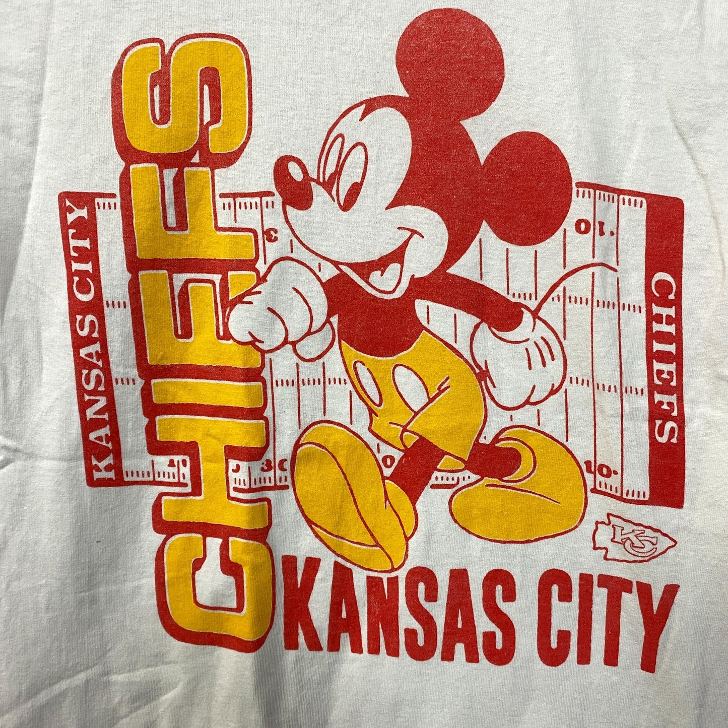 Disney x Junk Food NFL Kansas City Chiefs Mickey Mouse Field T-Shirt XS